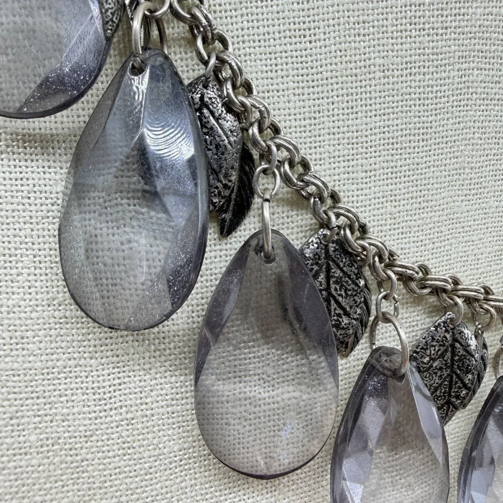 Gray Faceted Crystal Teardrop Leaf Charm Necklace Silver Tone Statement Jewelry